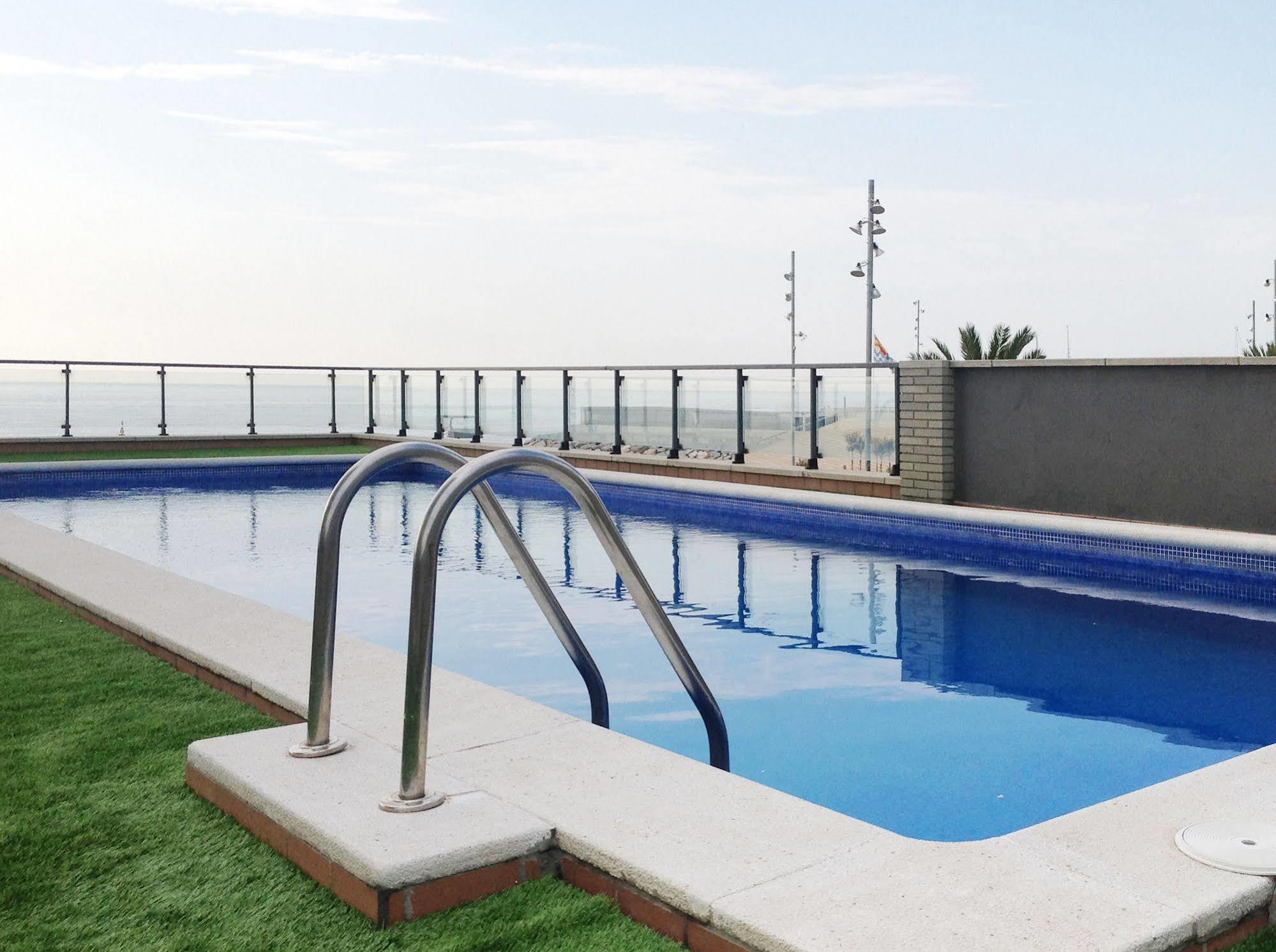 Alcam Badalona Playa Norte Exterior foto